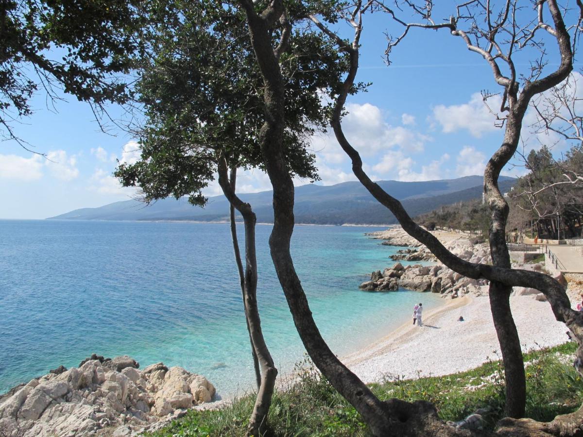Apartment Katarina - Rac172 By Interhome Rabac Esterno foto
